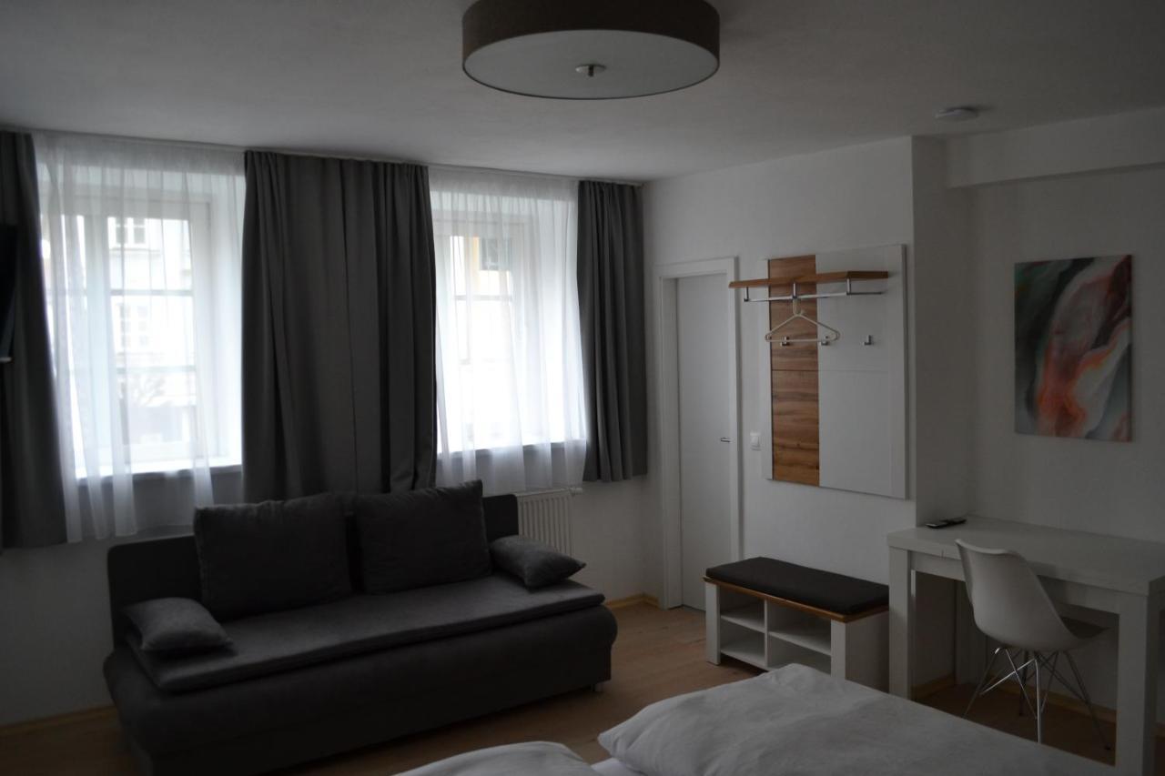 Platia - Rooms ギュンツブルク エクステリア 写真